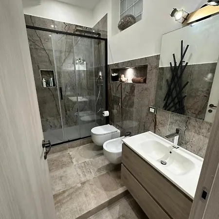 Koman House Appartement *