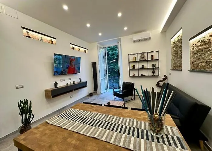 Koman House Apartman *