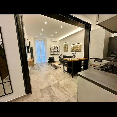 Koman House Appartamento Savona