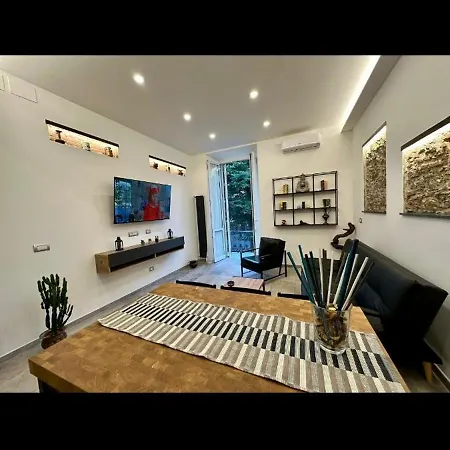 Koman House Lägenhet *