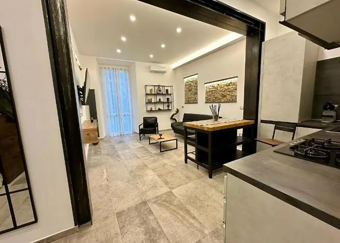 Koman House Appartamento Savona